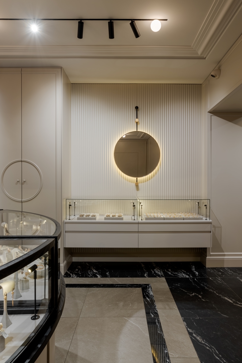 Salon de bijuterii DIAMANT in Balti