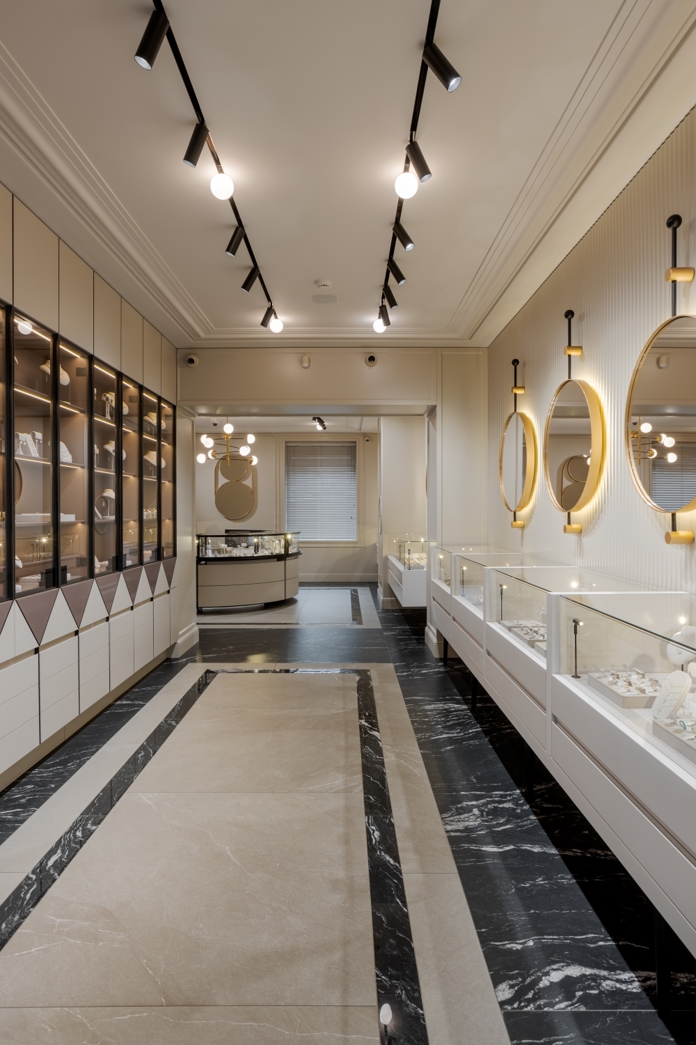 Salon de bijuterii DIAMANT in Balti